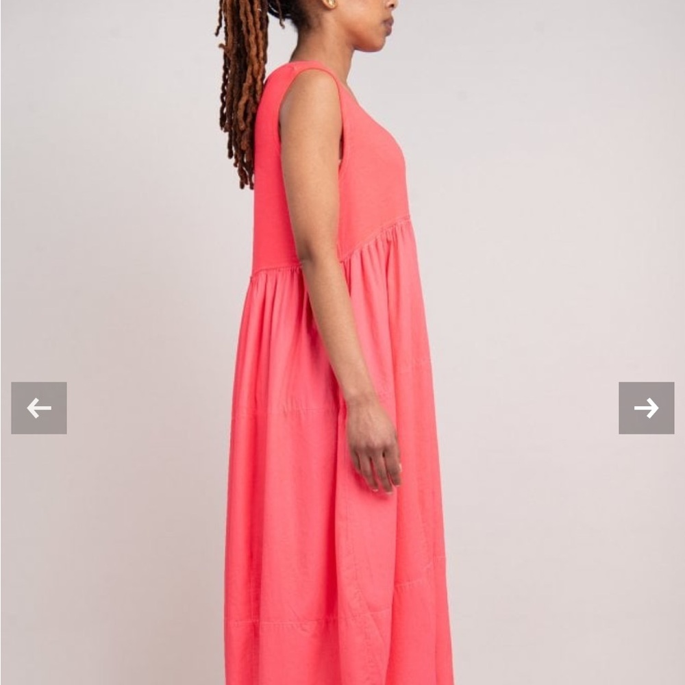 PLU Black Sleeveless Balloon Dress - Picture 11 of 12